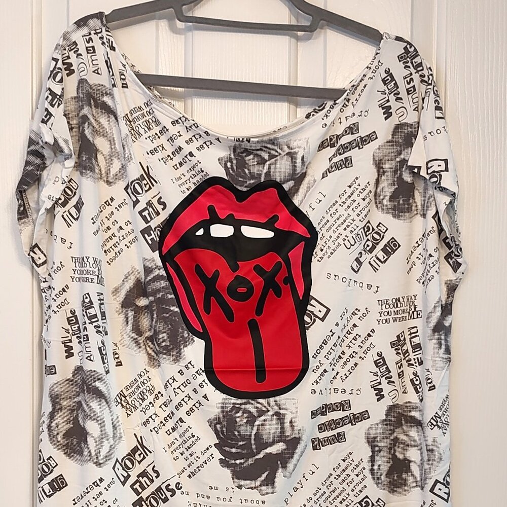 Women's Betsey Johnson Short Sleeve Tshirt